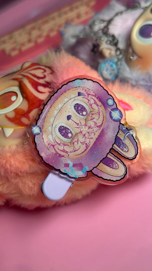 Big into Synergy Hair Clip