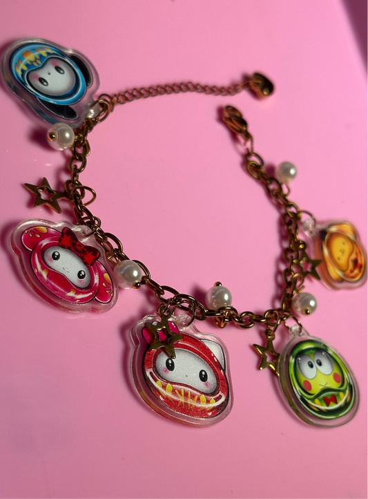 Hell0 kitty Duruma doll charm bracelet