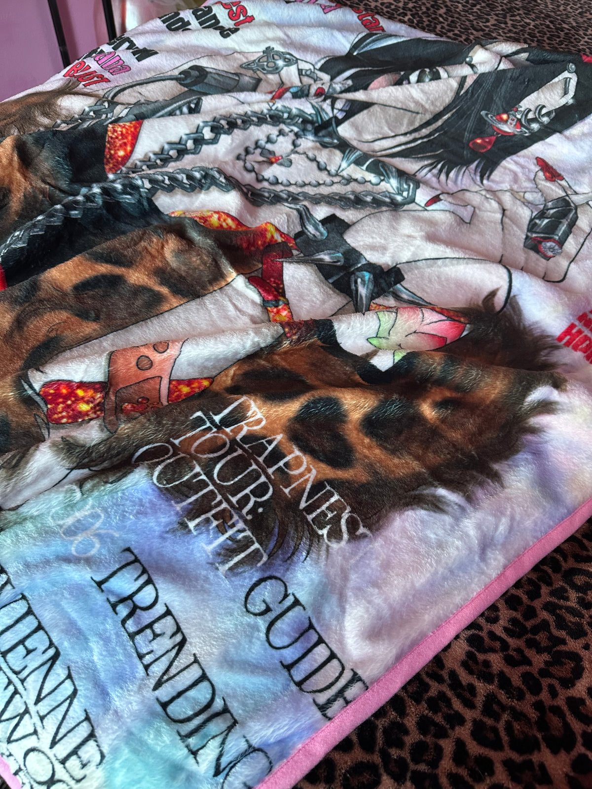 Tokyo Beat Nana Throw Blanket
