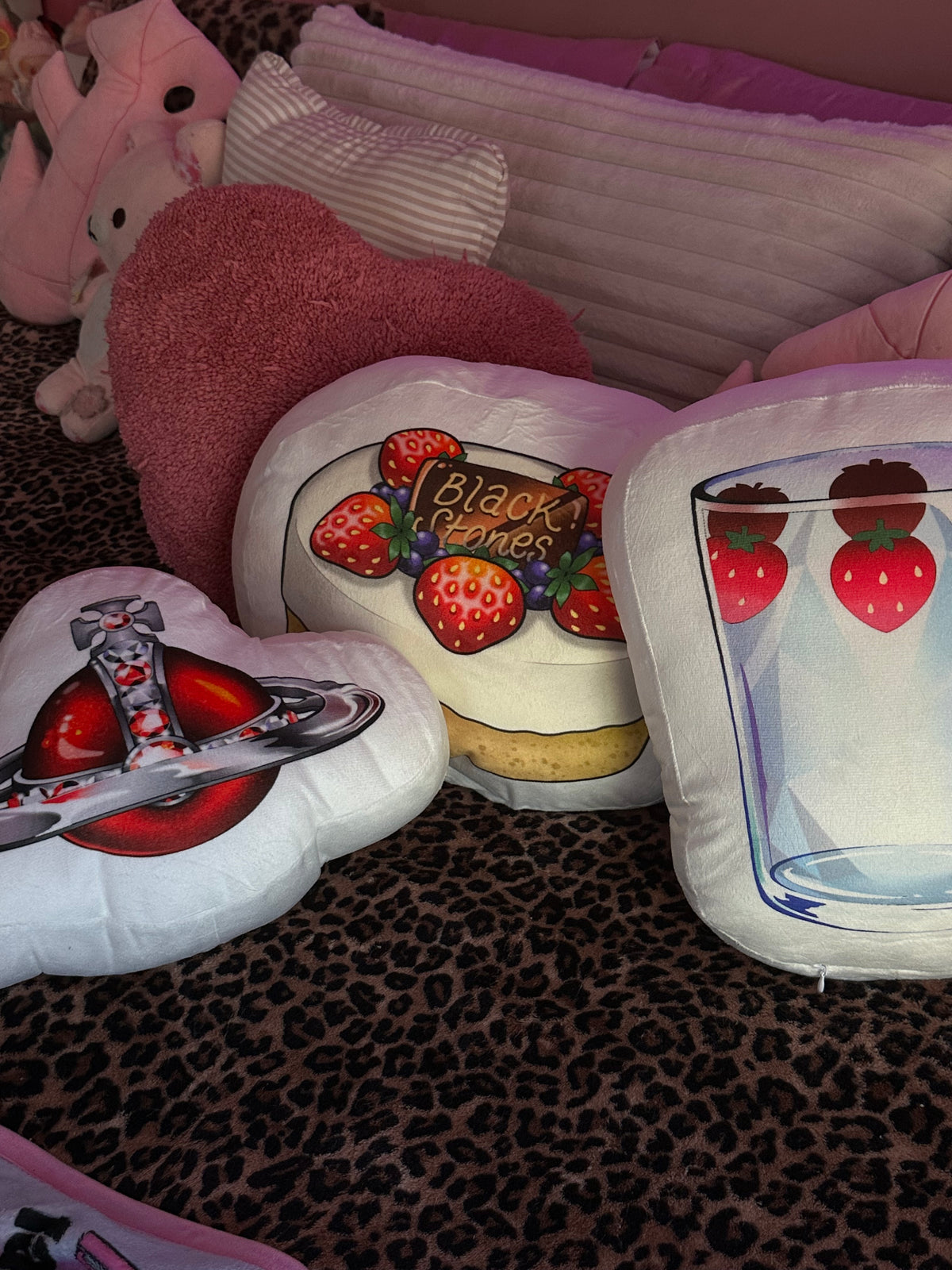 3 pillow bed set